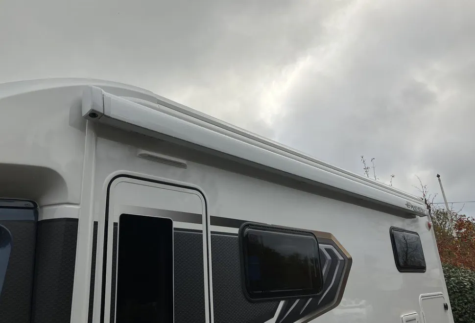 AUTOTRAIL  EXCEL 690T 2026-03-01