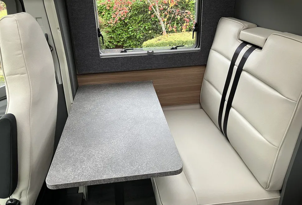 AUTOTRAIL  EXCEL 690T 2026-03-01