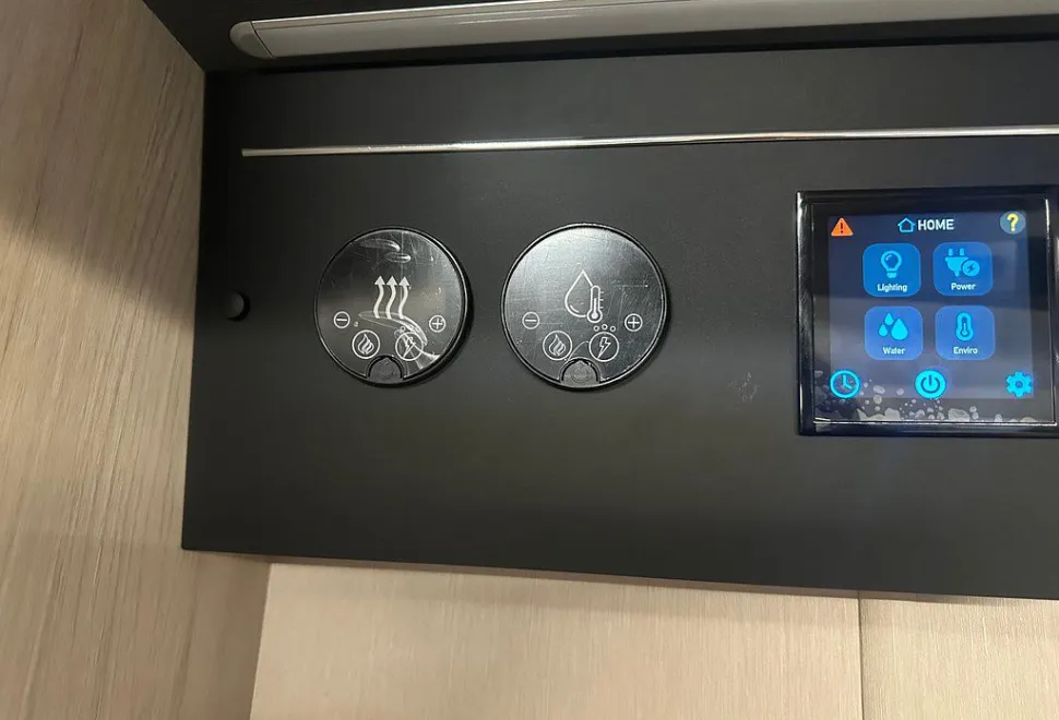 AUTOTRAIL  F-LINE F70 