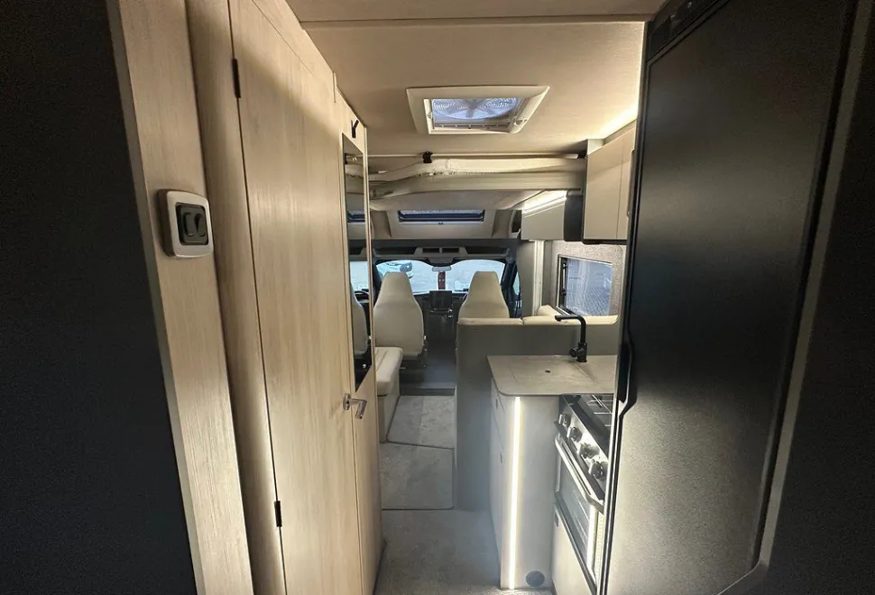 AUTOTRAIL  F-LINE F70 