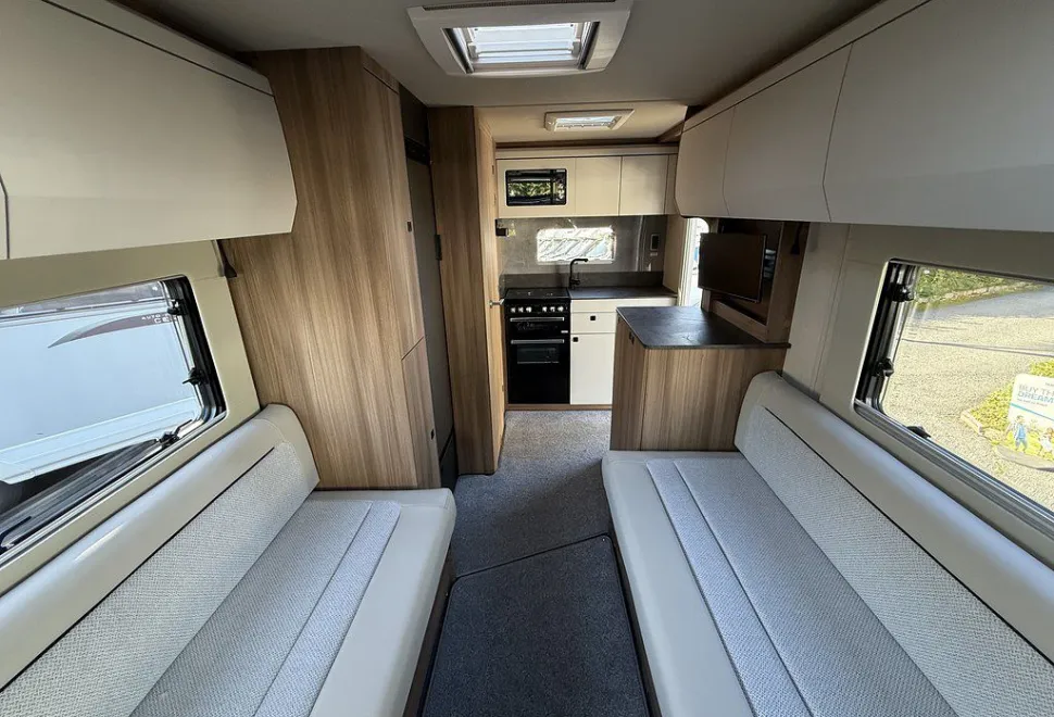 AUTOTRAIL  IMALA 615 