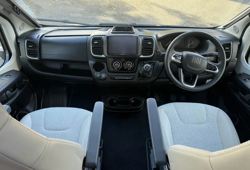 AUTOTRAIL  IMALA 615 