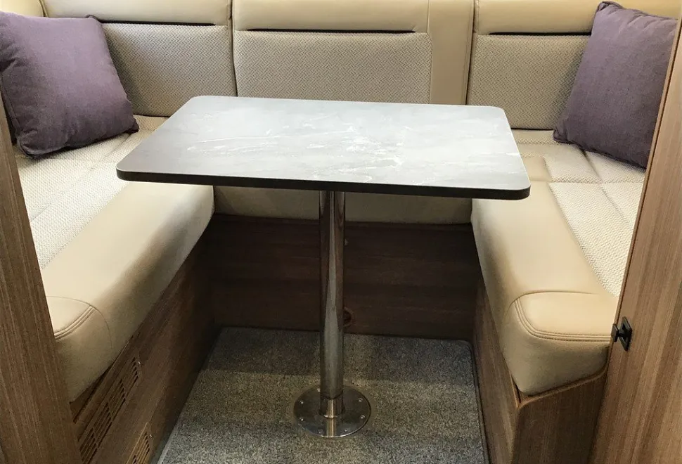 AUTOTRAIL  IMALA 736 