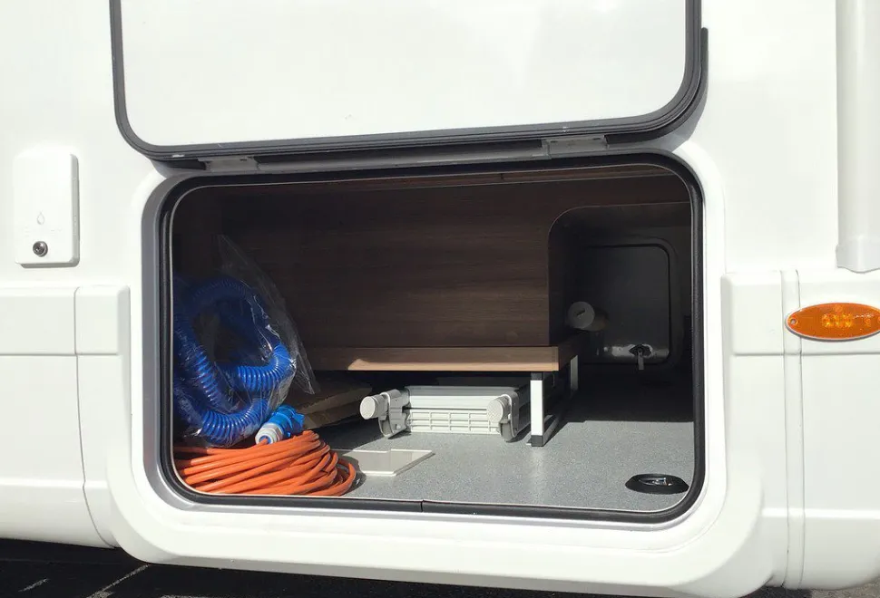 AUTOTRAIL  IMALA 736 