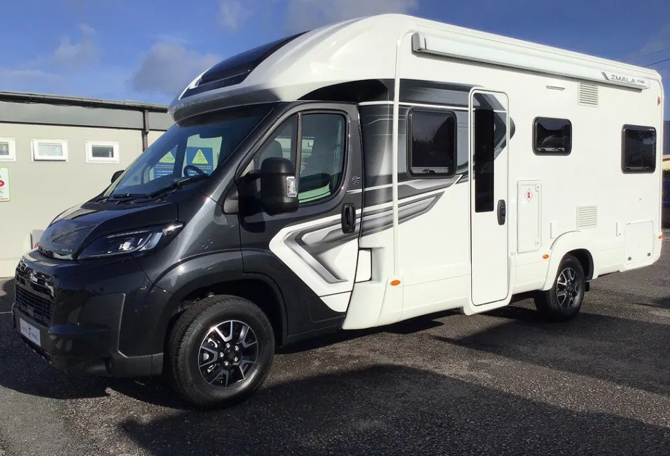 AUTOTRAIL  IMALA 736 