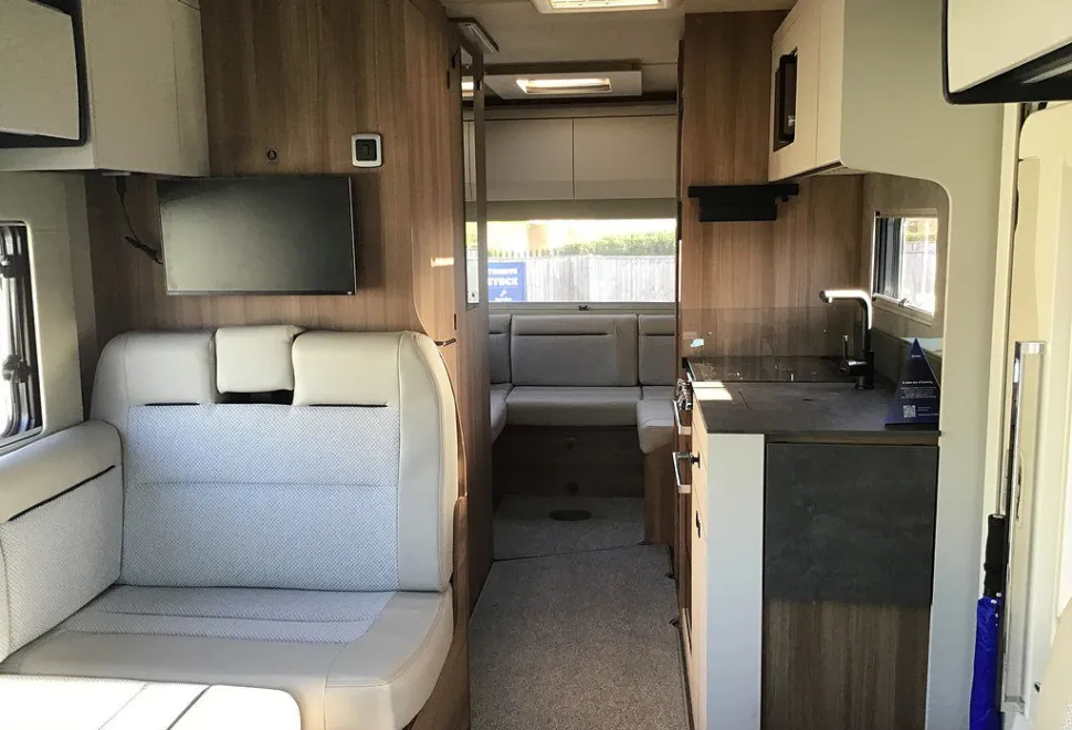 AUTOTRAIL  IMALA 736 