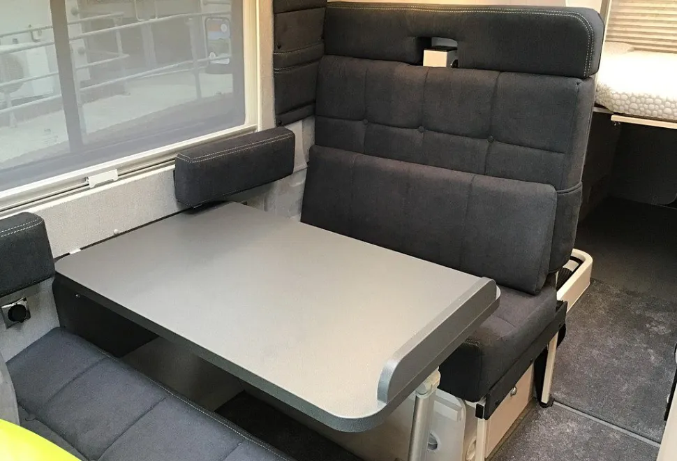AUTO SLEEPERS  ACTIVE FG635 