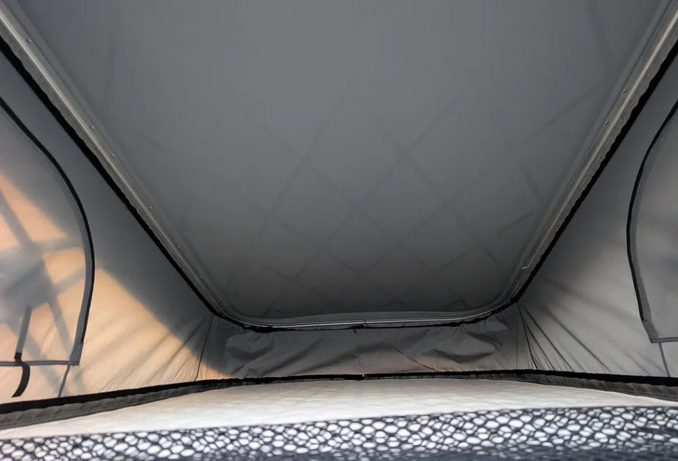 AUTO SLEEPERS  ACTIVE KB635 