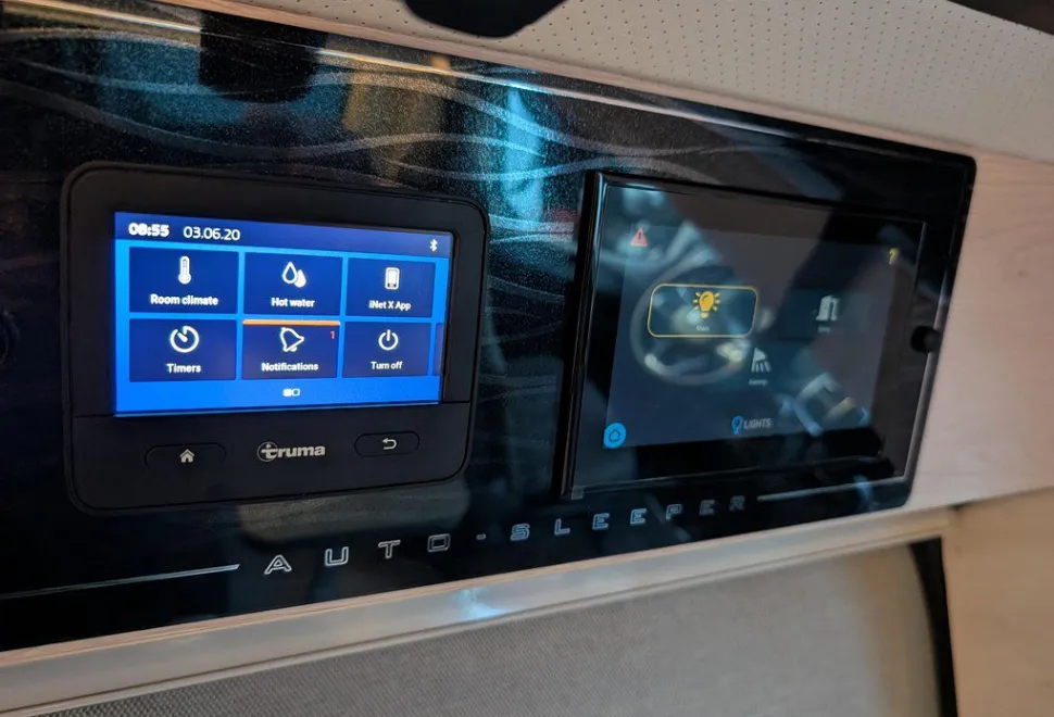 AUTO SLEEPERS  ACTIVE KB635 