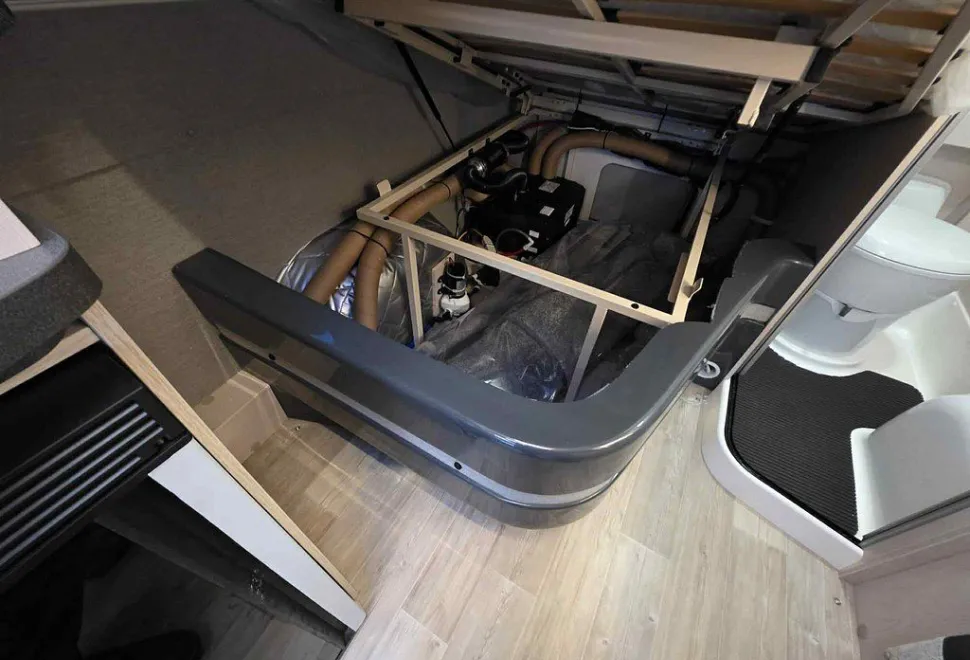 AUTO SLEEPERS  KINGHAM 