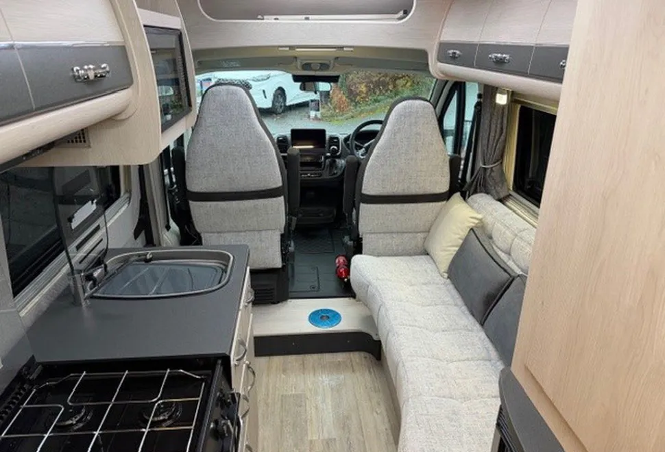 AUTO SLEEPERS  KINGHAM 