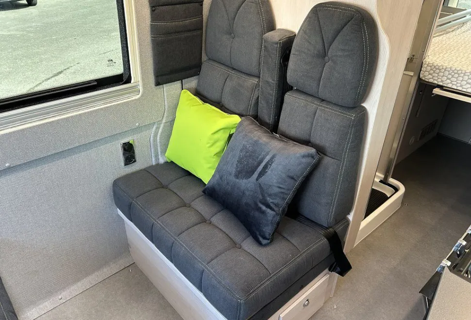 AUTO SLEEPERS  ACTIVE FG635 P 