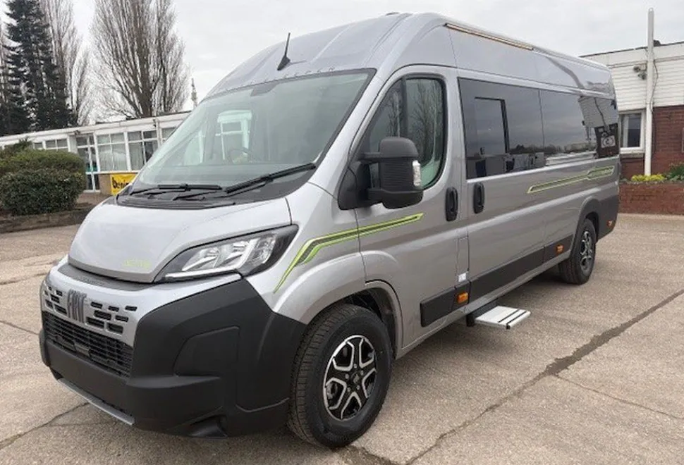 AUTO SLEEPERS  ACTIVE KB635 