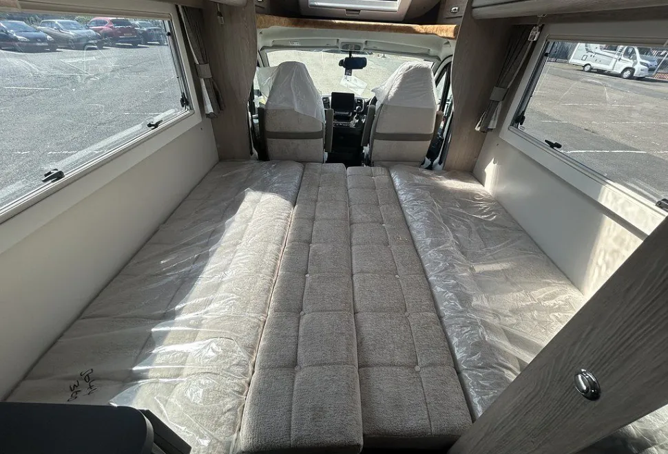 AUTO SLEEPERS  BROADWAY EK TB LP 