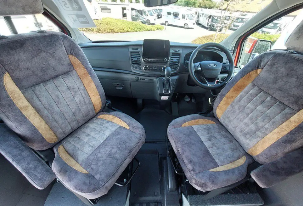 AUTO SLEEPERS  CUSTOM AIR 2025-12-05