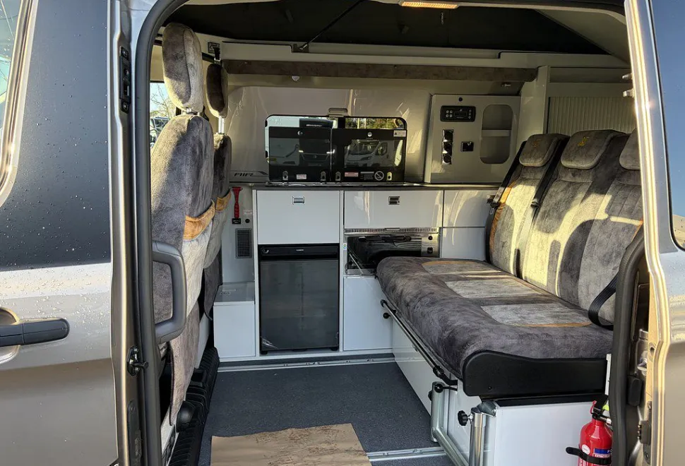 AUTO SLEEPERS  CUSTOM AIR 2025-12-05