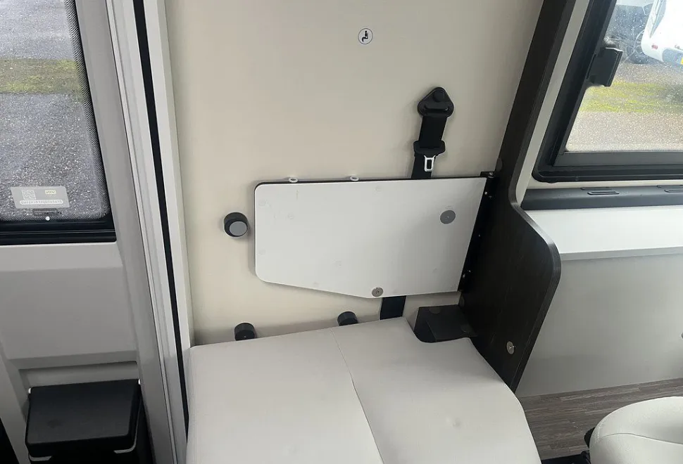 MOBILVETTA  K-YACHT T-LINE 80 2026-03-01