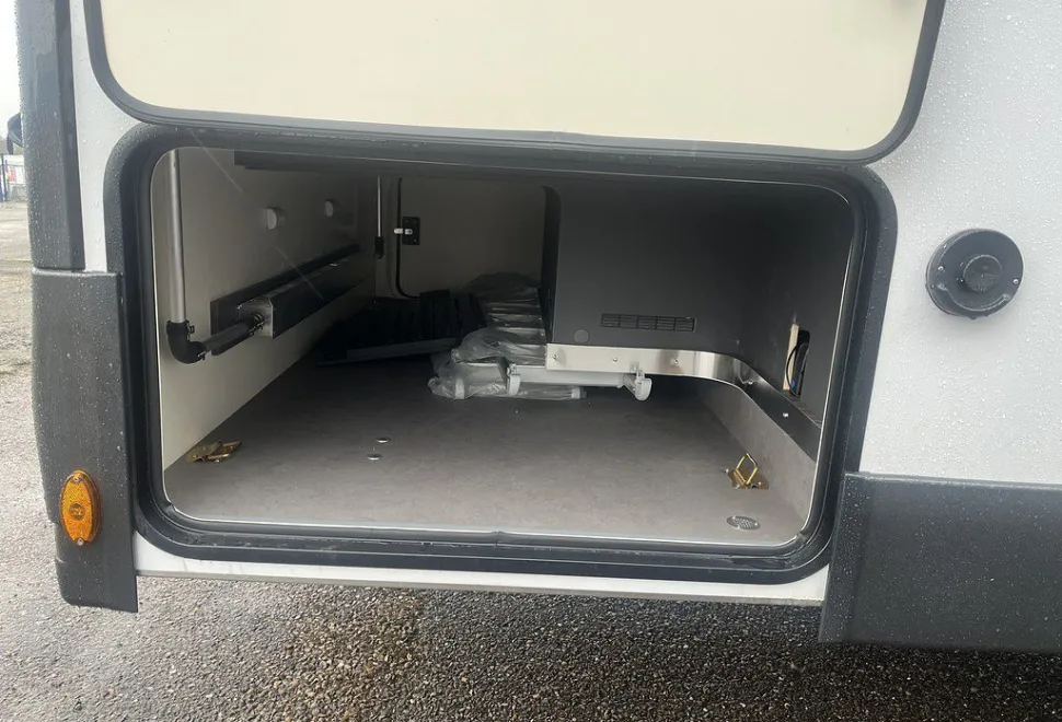 MOBILVETTA  K-YACHT T-LINE 80 2026-03-01