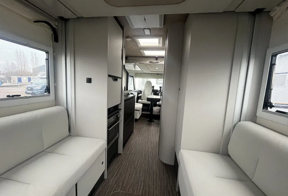 MOBILVETTA  K-YACHT T-LINE 80 2026-03-01