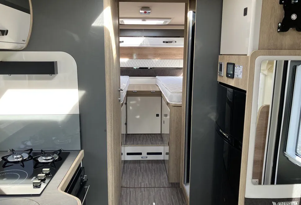 MOBILVETTA  K-YACHT T-LINE 86 