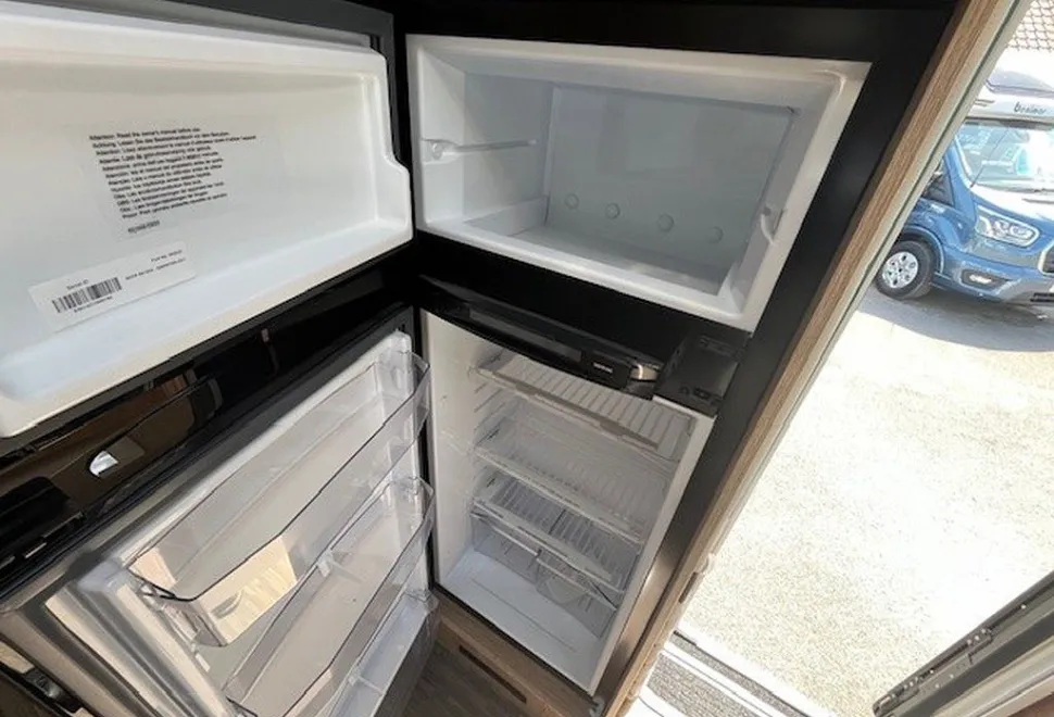 MOBILVETTA  K-YACHT T-LINE 90 
