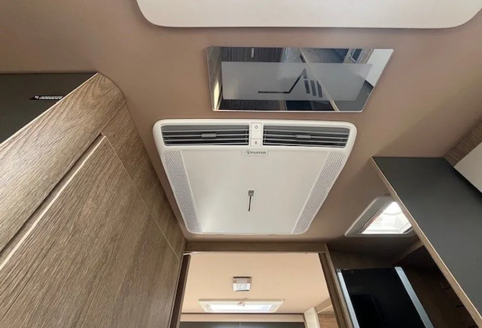 MOBILVETTA  K-YACHT T-LINE 90 