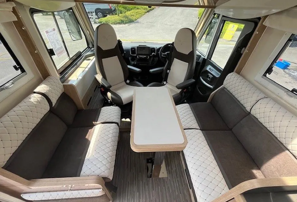 MOBILVETTA  K-YACHT T-LINE 90 