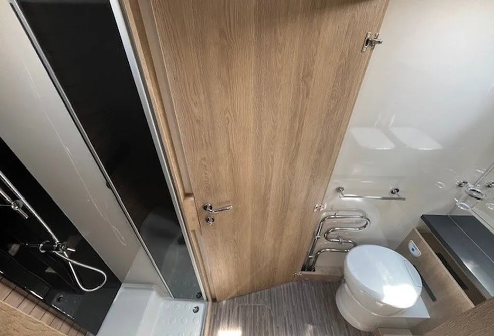 MOBILVETTA  K-YACHT T-LINE 90 