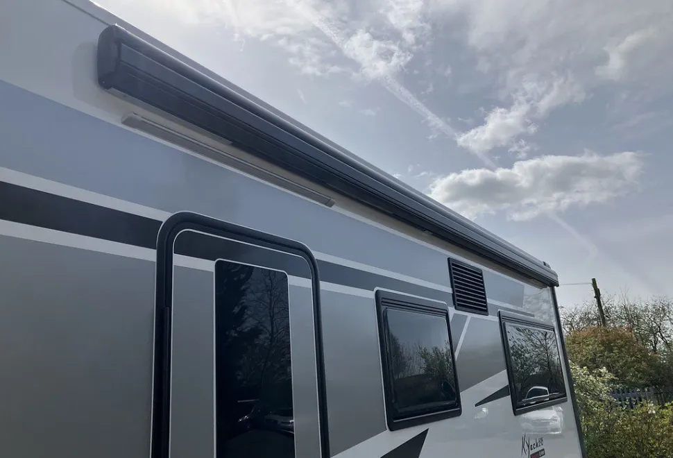 MOBILVETTA  K-YACHT T-LINE 95 