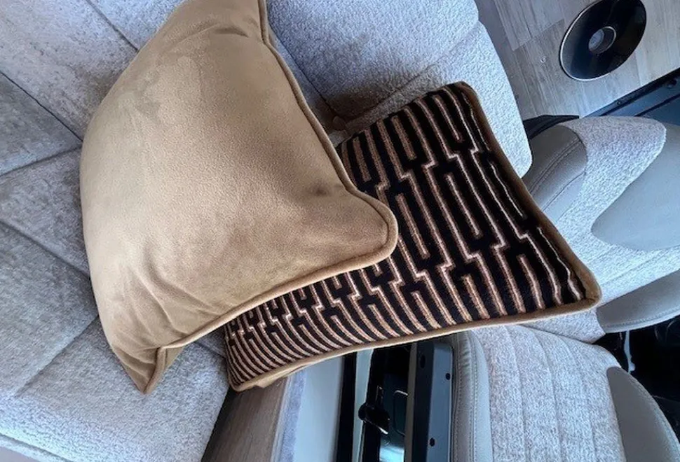 AUTO SLEEPERS  BROADWAY FB 