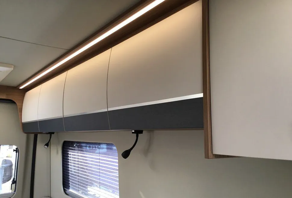 AUTOTRAIL  V-LINE 635 SE 
