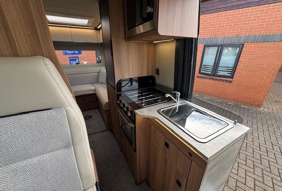 AUTOTRAIL  V-LINE 636 SPORT 