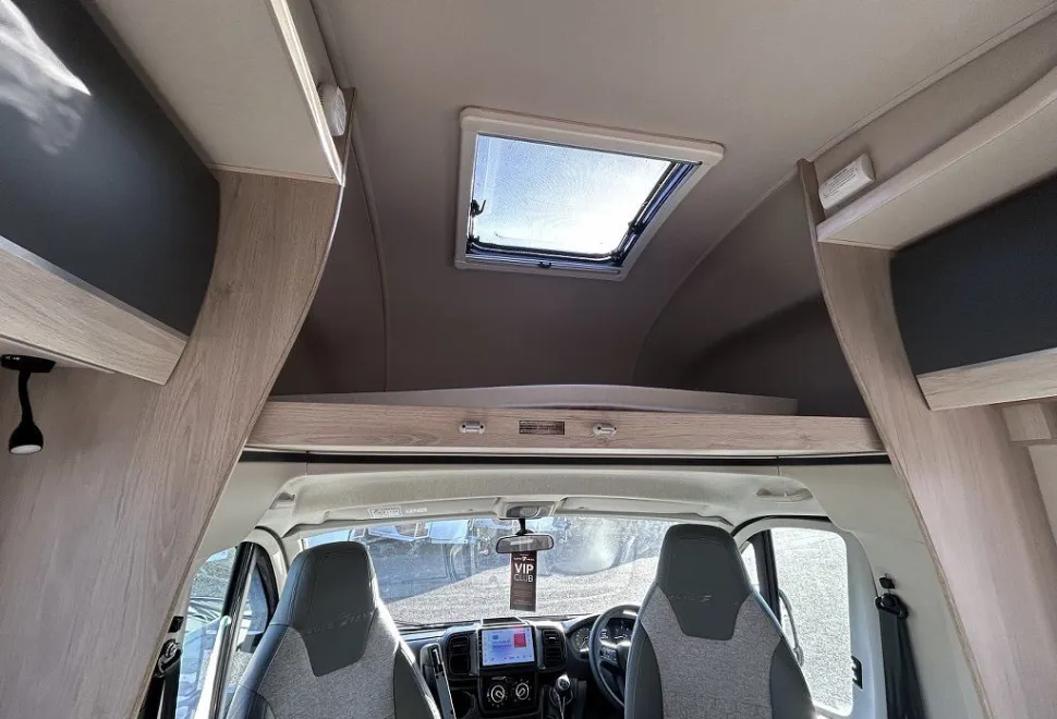 AUTOTRAIL  EXPEDITION C71 