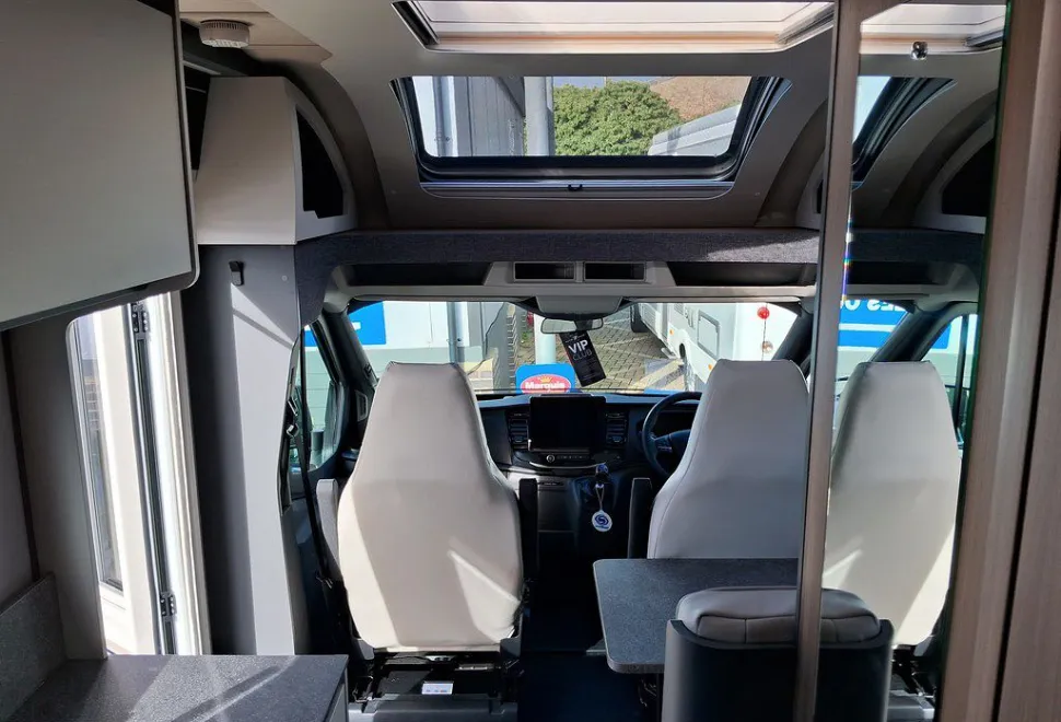 AUTOTRAIL  EXCEL 690T 