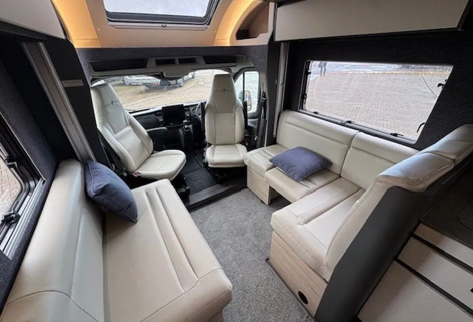 AUTOTRAIL  F-LINE F60 