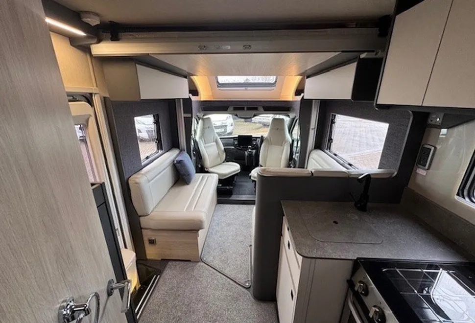 AUTOTRAIL  F-LINE F60 