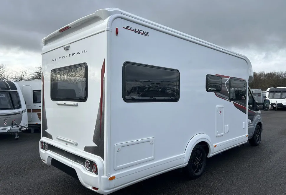 AUTOTRAIL  F-LINE F72 