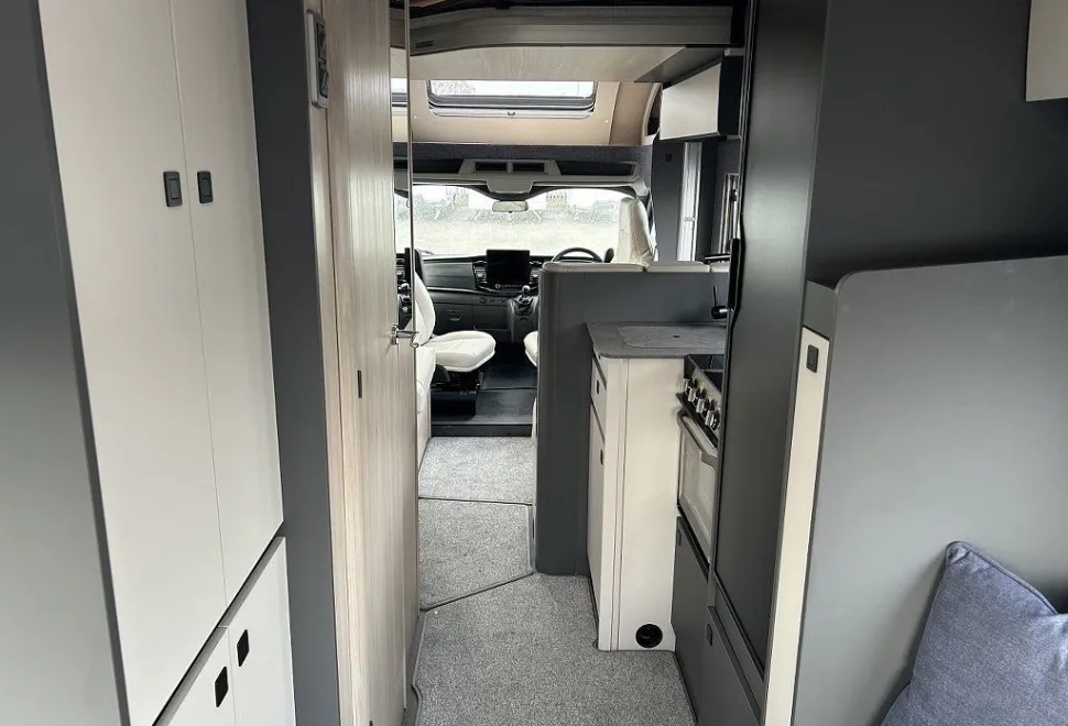 AUTOTRAIL  F-LINE F72 