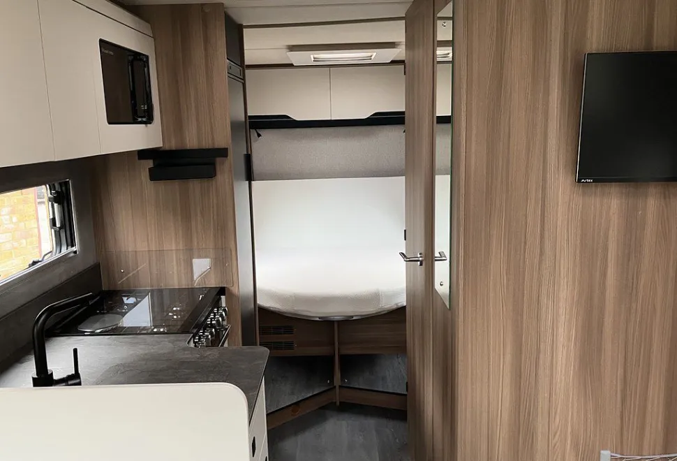 AUTOTRAIL  IMALA 730 