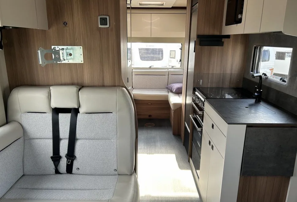 AUTOTRAIL  IMALA 736 
