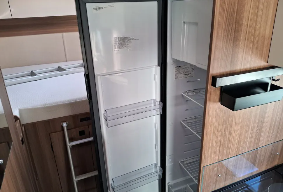AUTOTRAIL  IMALA 736G 