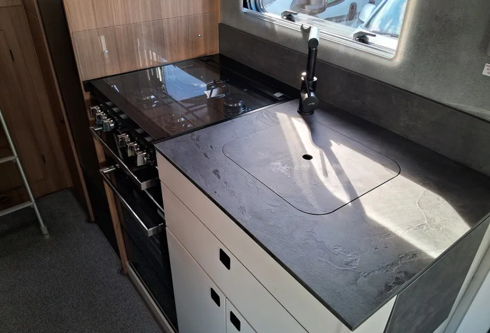 AUTOTRAIL  IMALA 736G 