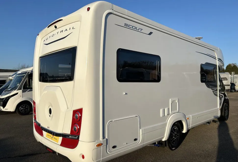 AUTOTRAIL  SCOUT 