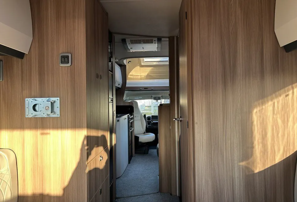 AUTOTRAIL  SCOUT 