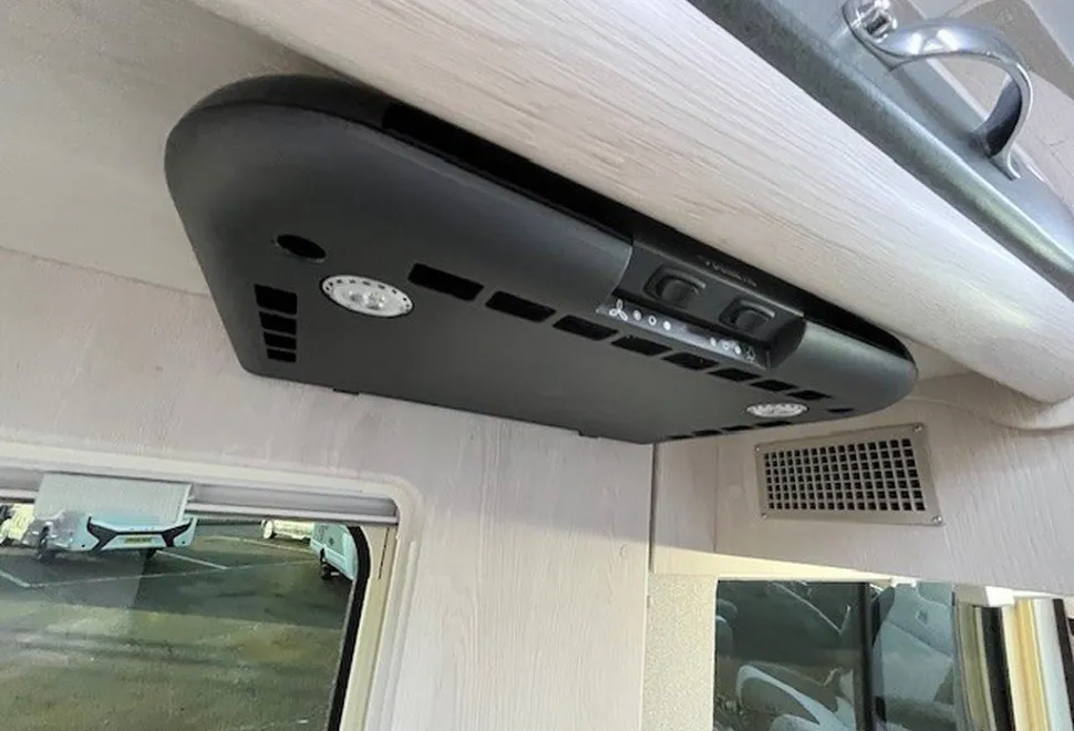AUTO SLEEPERS  KINGHAM 2026-06-12
