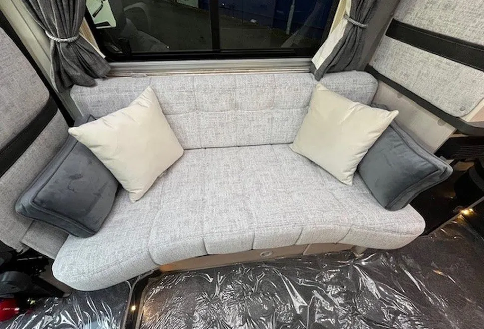 AUTO SLEEPERS  KINGHAM 