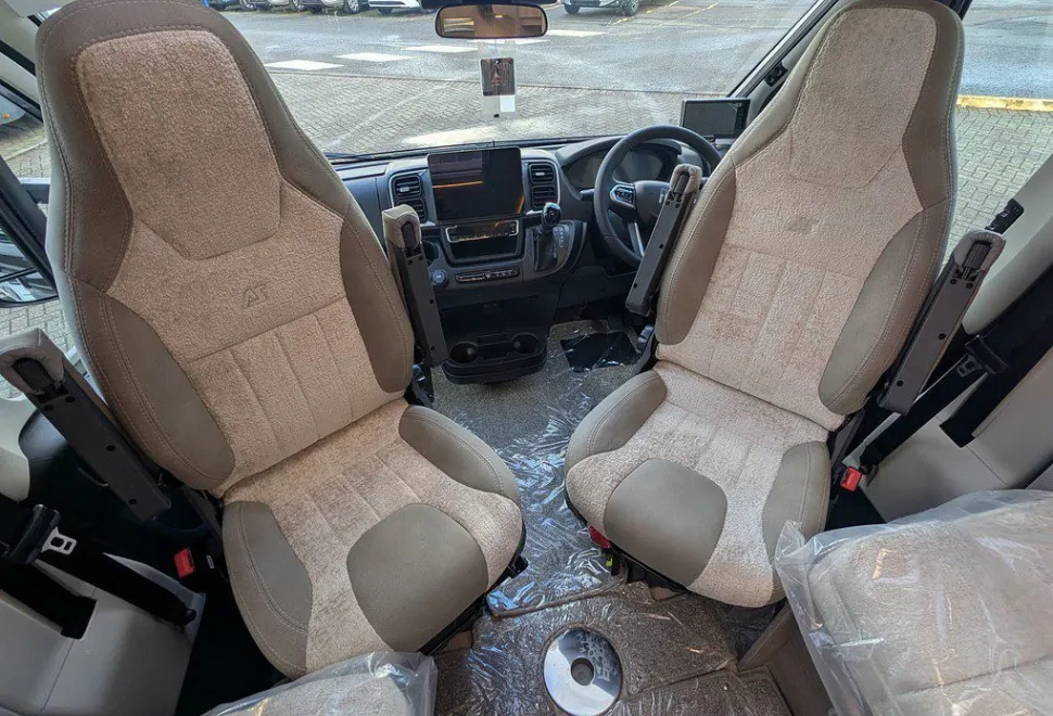 AUTO SLEEPERS  BROADWAY EB 