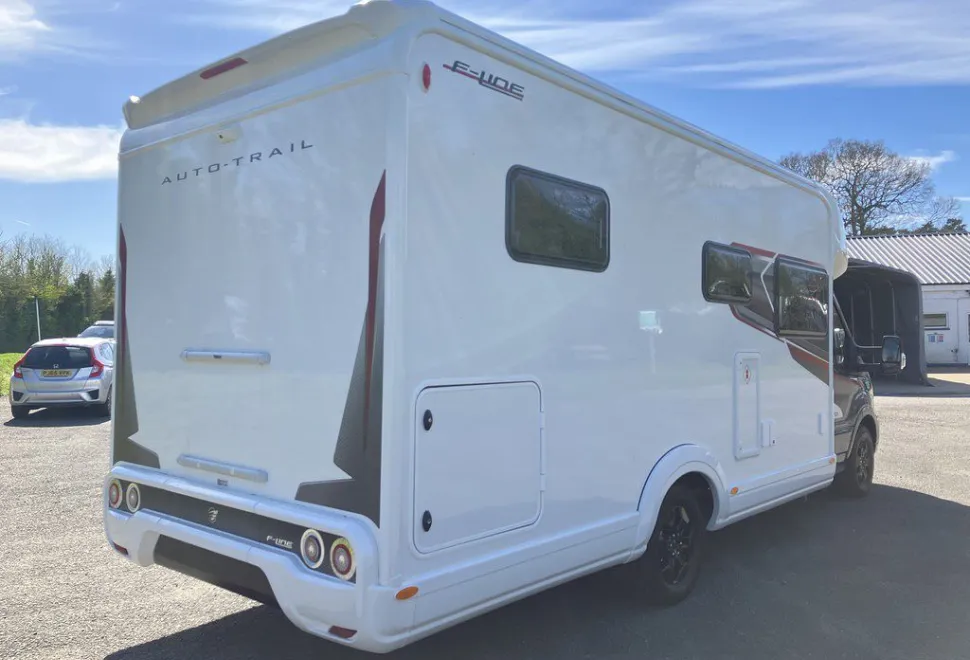 AUTOTRAIL  F-LINE F70 