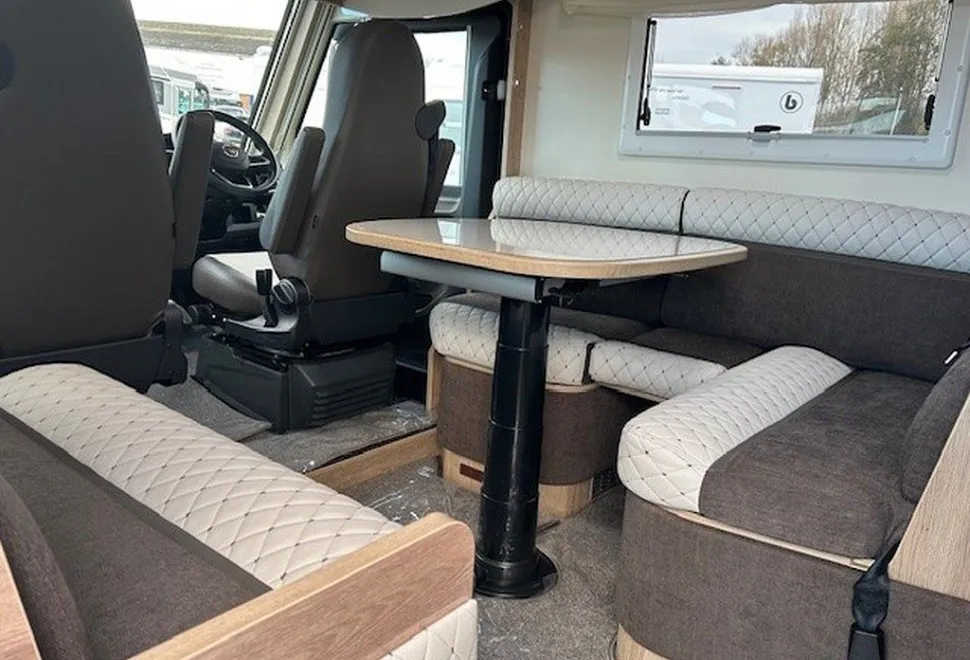 MOBILVETTA  K-YACHT T-LINE 59 2024-10-24