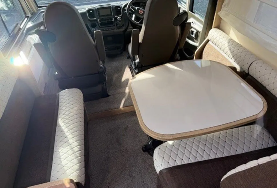 MOBILVETTA  K-YACHT TEKNO LINE59 2023-03-01